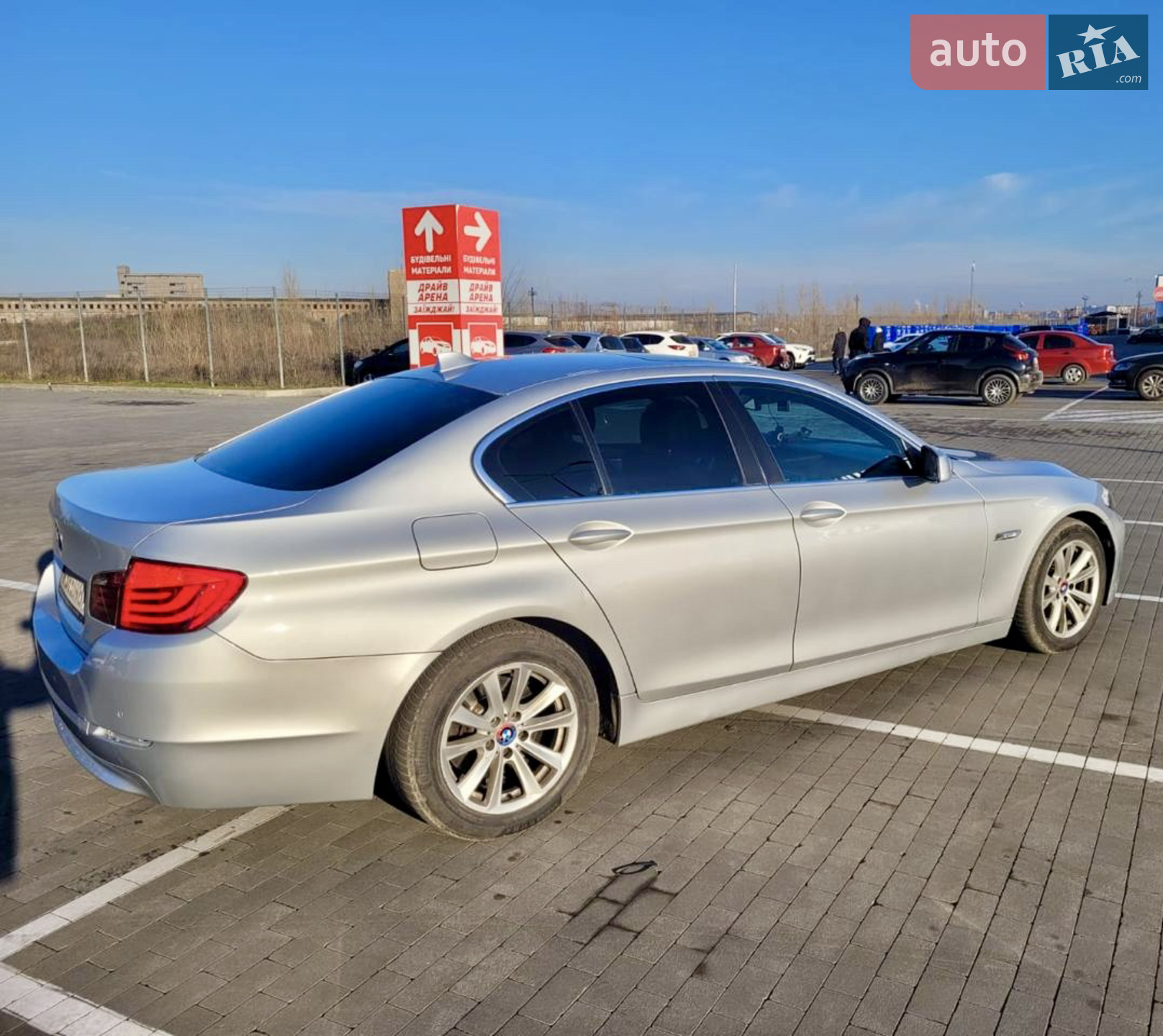 2011 BMW 5er - мініатюра 4