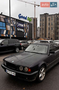 Седан BMW 5 Series 1995 в Киеве