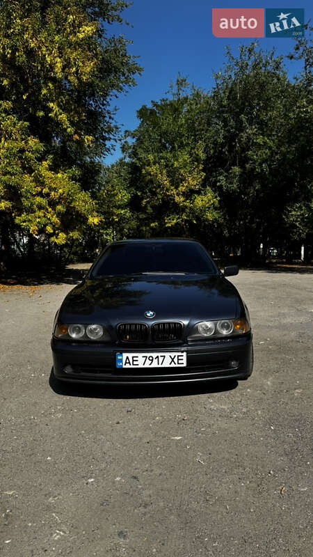 Седан BMW 5 Series 2002 в Днепре