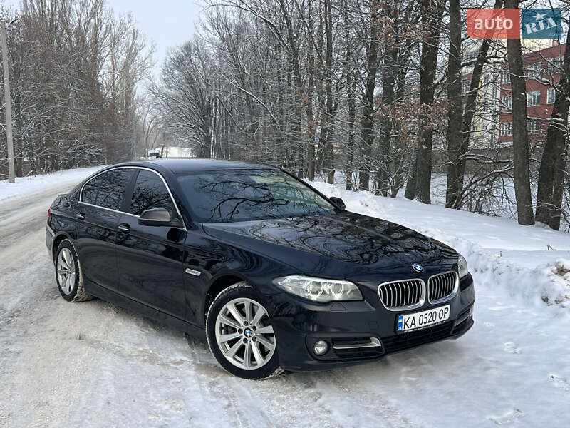 Седан BMW 5 Series 2016 в Киеве