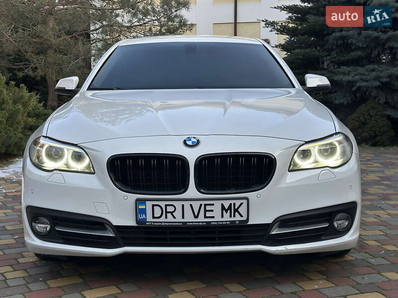 Седан BMW 5 Series 2016 в Миколаєві