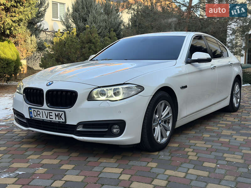 Седан BMW 5 Series 2016 в Миколаєві