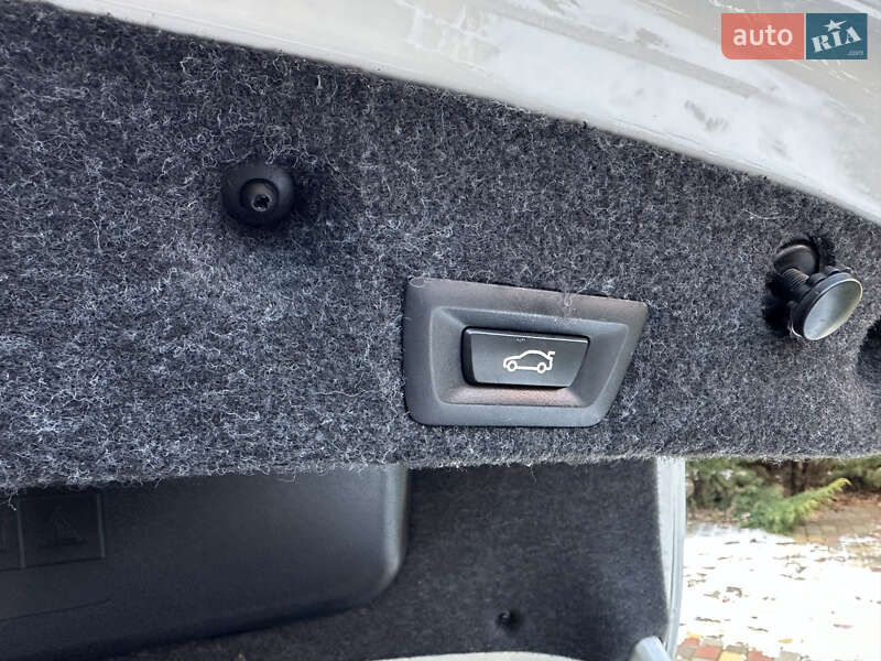 Седан BMW 5 Series 2016 в Миколаєві