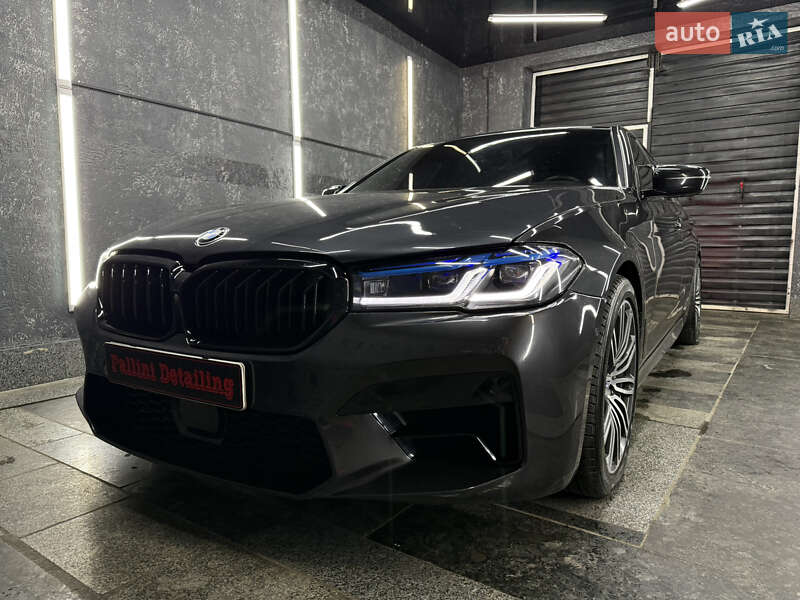 Седан BMW 5 Series 2017 в Житомире