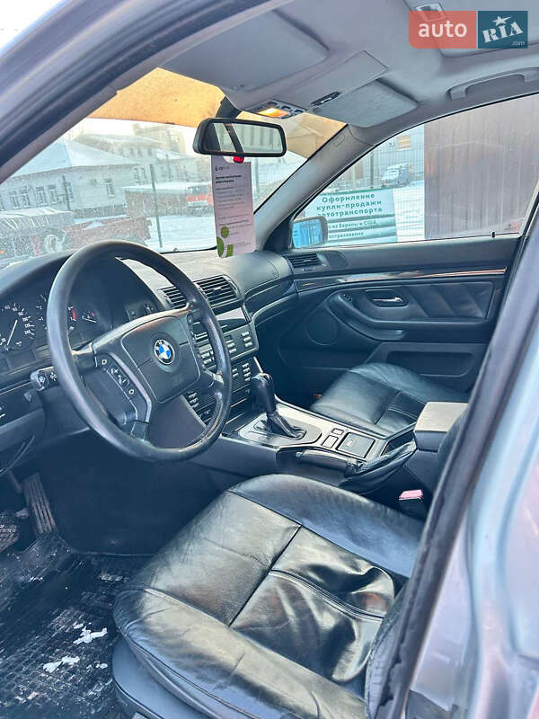 Универсал BMW 5 Series 2000 в Запорожье