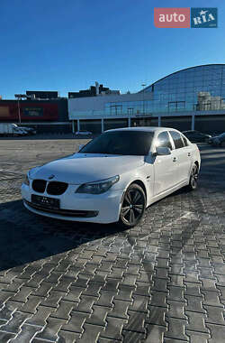 Седан BMW 5 Series 2009 в Киеве