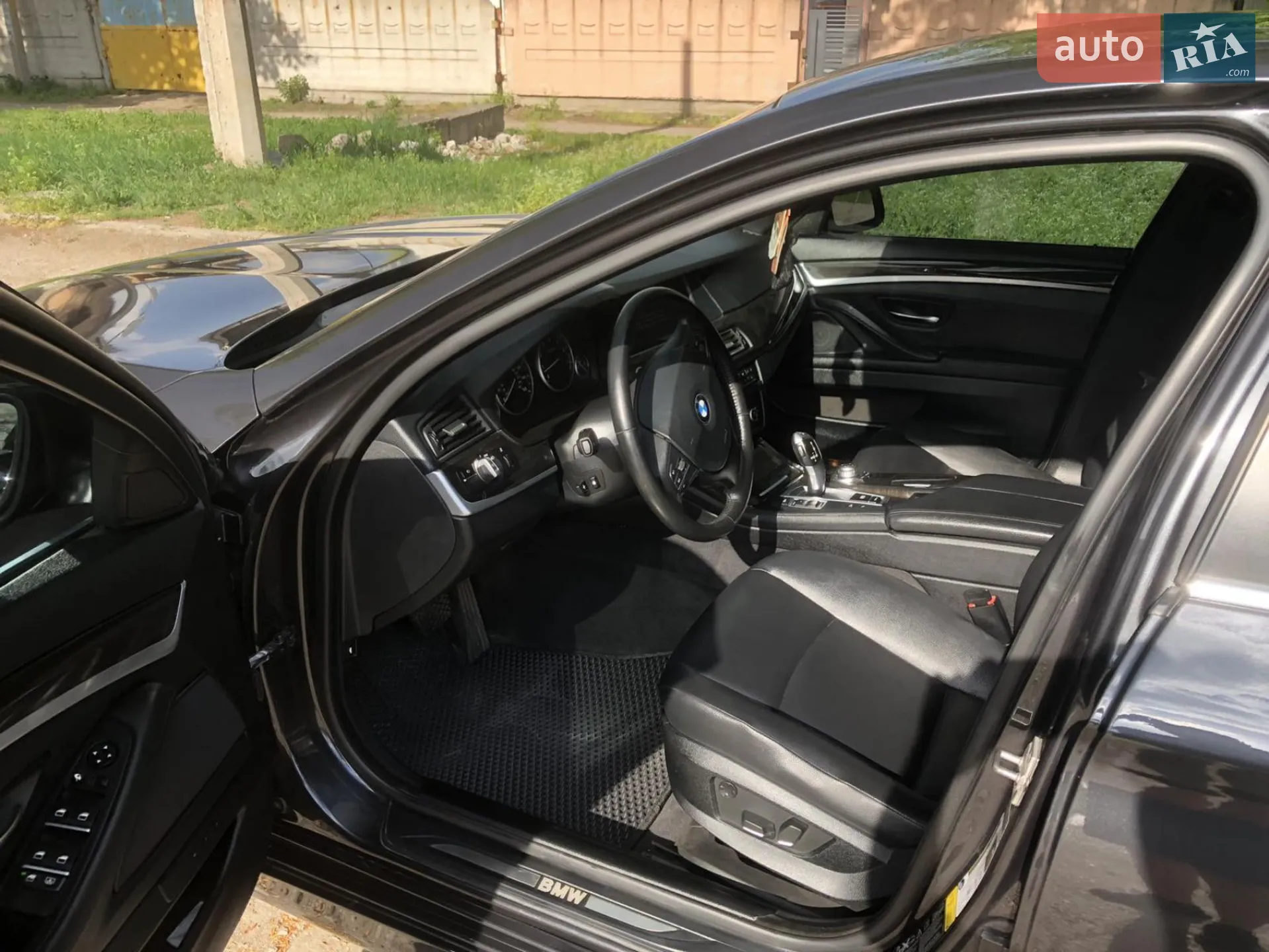 2011 BMW 5er - мініатюра 4