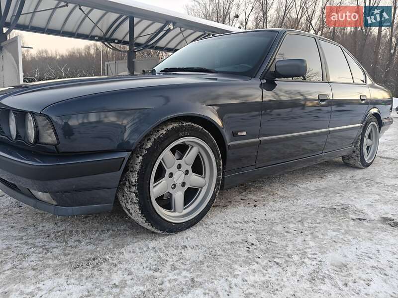 Седан BMW 5 Series 1995 в Хмельницком