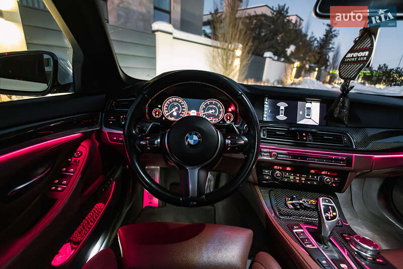 Седан BMW 5 Series 2010 в Львове