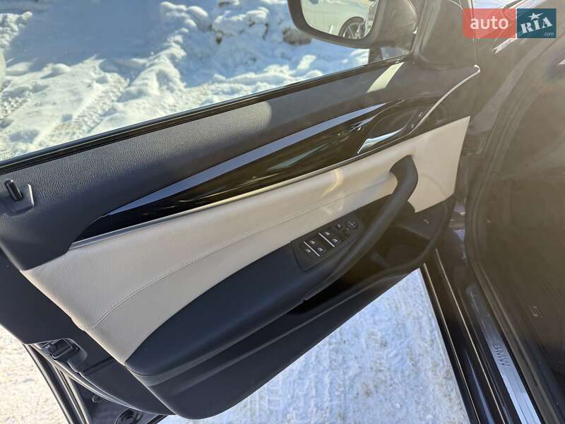 Седан BMW 5 Series 2018 в Луцке