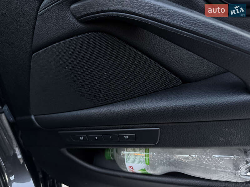 Седан BMW 5 Series 2014 в Ровно