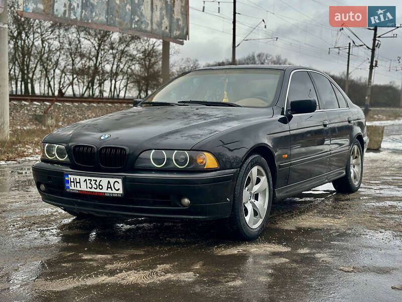 BMW 5 Series 2001