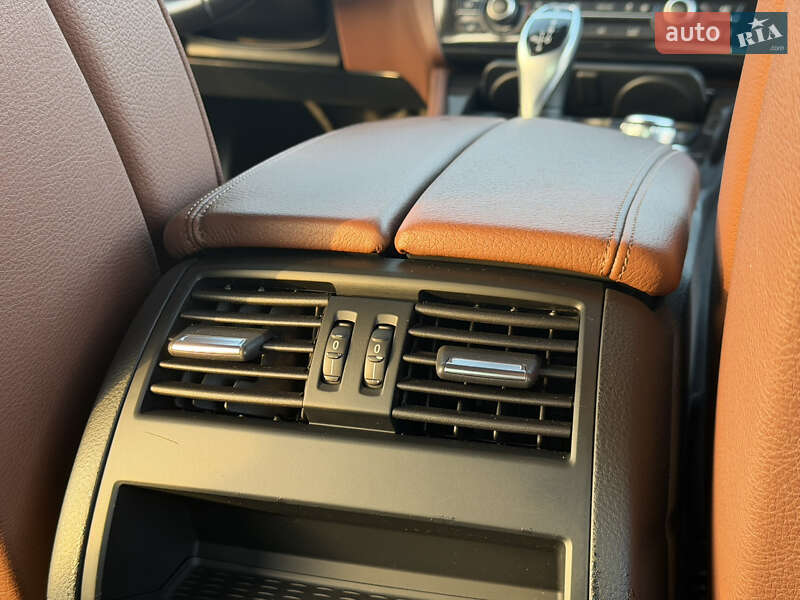 Седан BMW 5 Series 2012 в Одессе