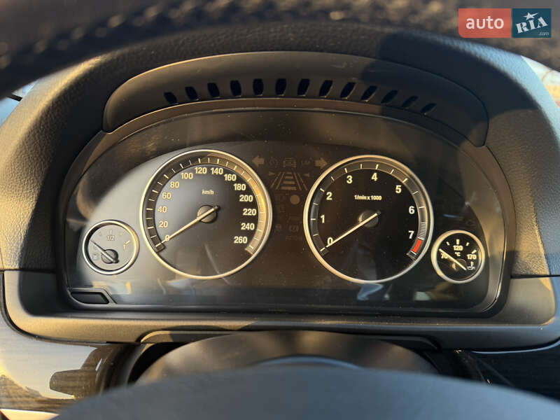 Седан BMW 5 Series 2012 в Одессе