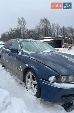 Седан BMW 5 Series 2001 в Камне-Каширском