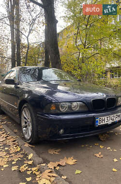 Седан BMW 5 Series 2000 в Одессе