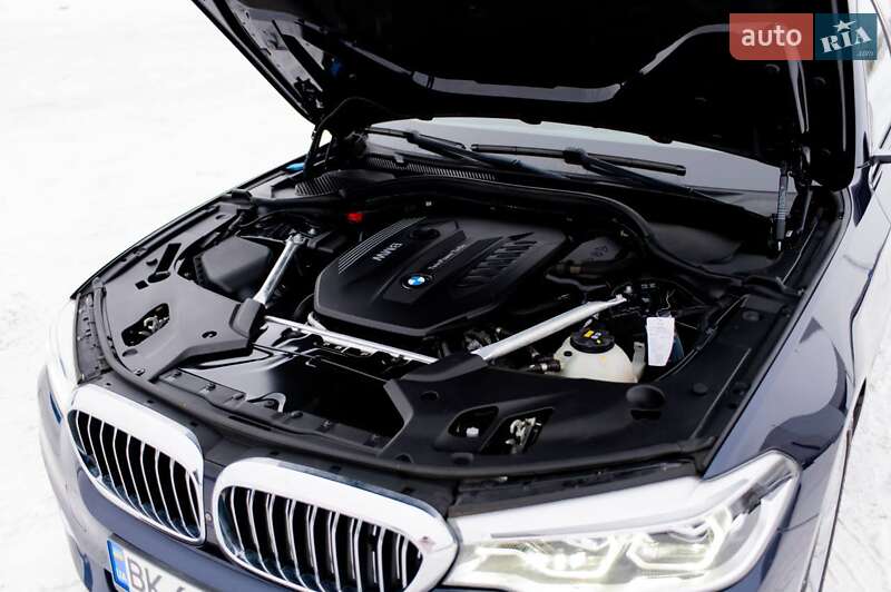 Седан BMW 5 Series 2019 в Ровно