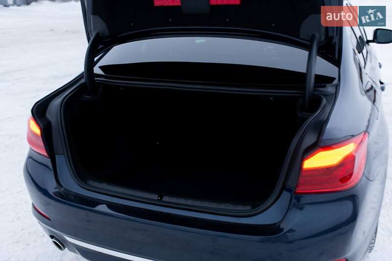 Седан BMW 5 Series 2019 в Ровно