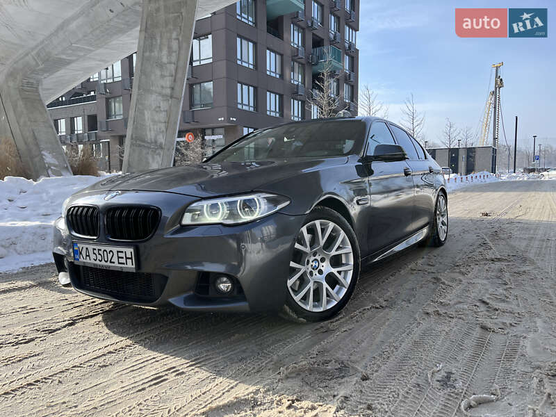 Седан BMW 5 Series 2016 в Киеве