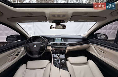 Седан BMW 5 Series 2012 в Чернівцях