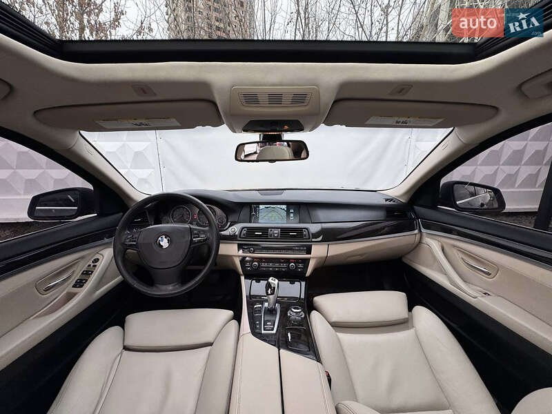 BMW 5 Series 2012 BMW 5 Series 2012