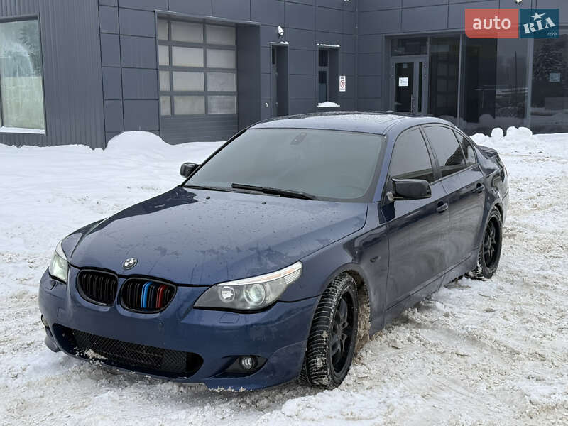 Седан BMW 5 Series 2004 в Каменец-Подольском