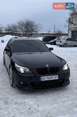Седан BMW 5 Series 2005 в Вараші
