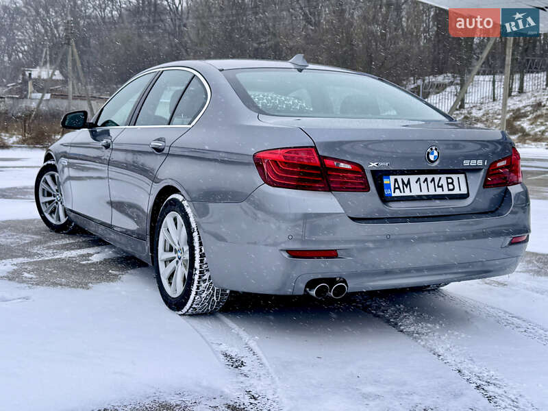 Седан BMW 5 Series 2015 в Житомире