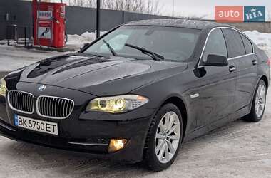 Седан BMW 5 Series 2012 в Дубно