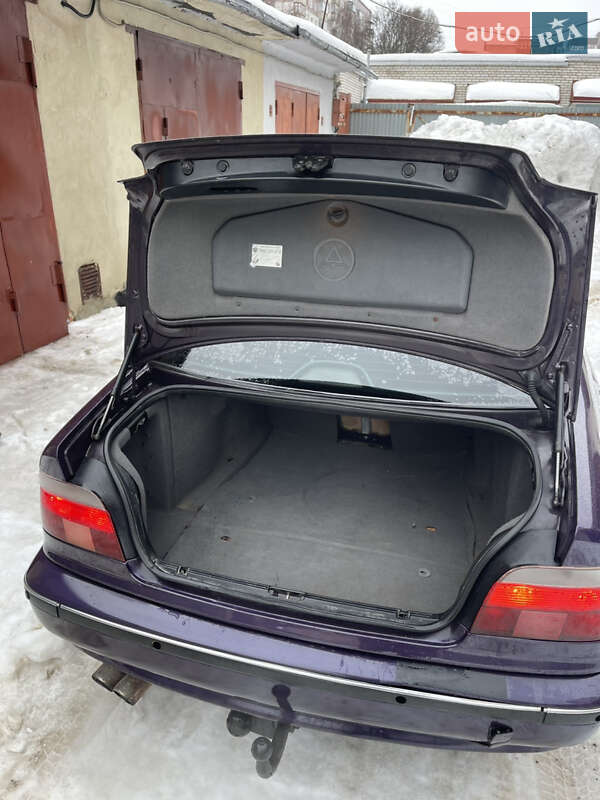 Седан BMW 5 Series 1998 в Тернополе