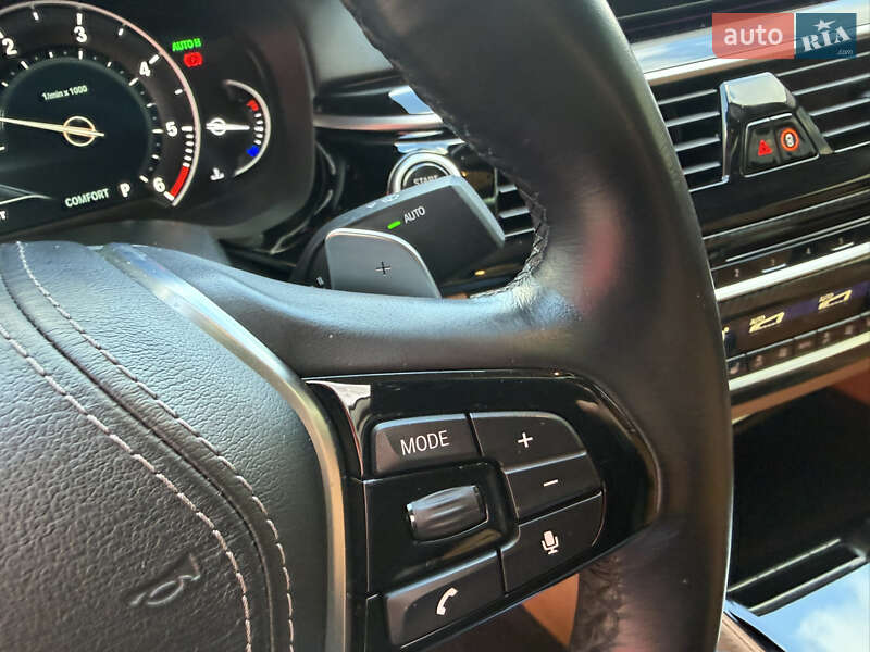 Седан BMW 5 Series 2018 в Киеве