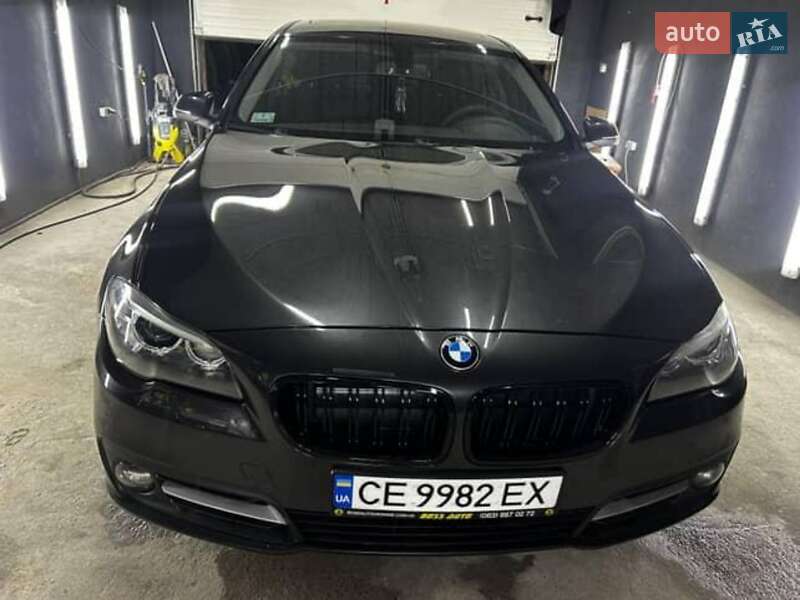 Седан BMW 5 Series 2015 в Чернівцях