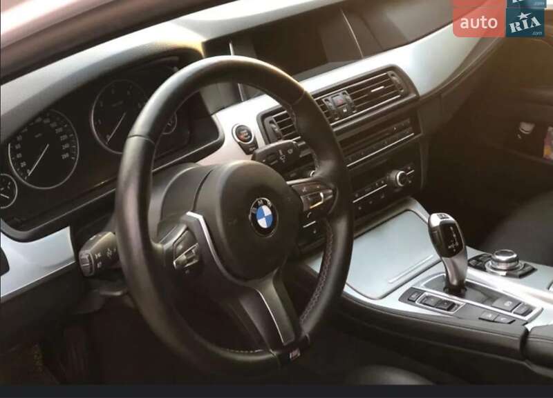 Седан BMW 5 Series 2016 в Ровно