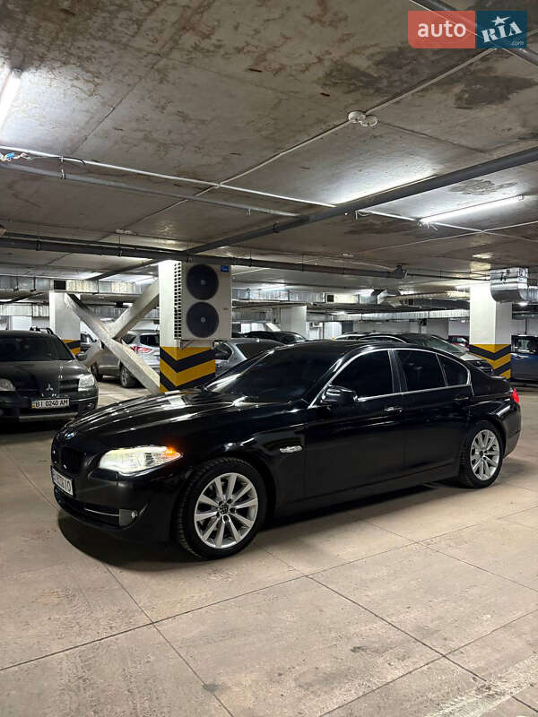 BMW 5 Series 2011 BMW 5 Series 2011