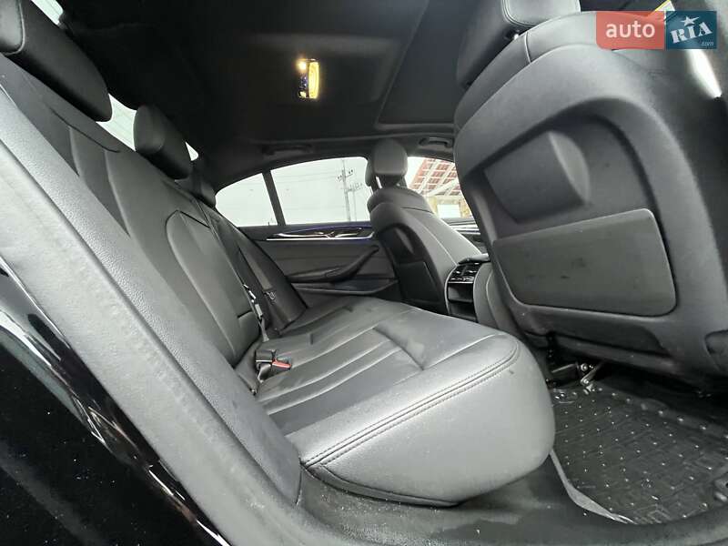 Седан BMW 5 Series 2018 в Виннице