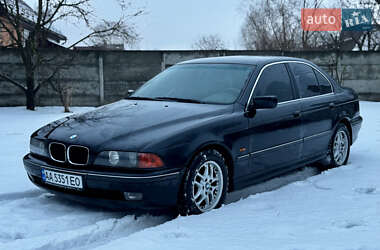 Седан BMW 5 Series 1997 в Киеве