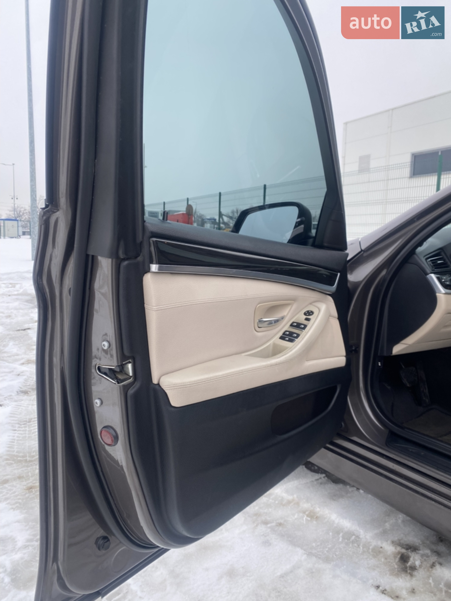 2012 BMW 5er - мініатюра 4