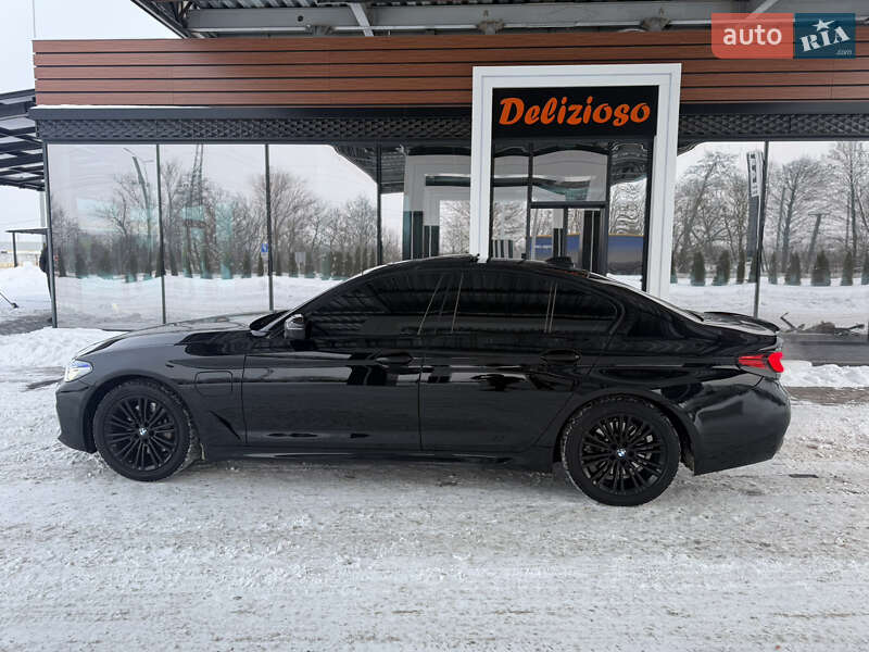 Седан BMW 5 Series 2017 в Звягеле