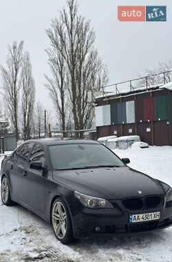 Седан BMW 5 Series 2004 в Києві