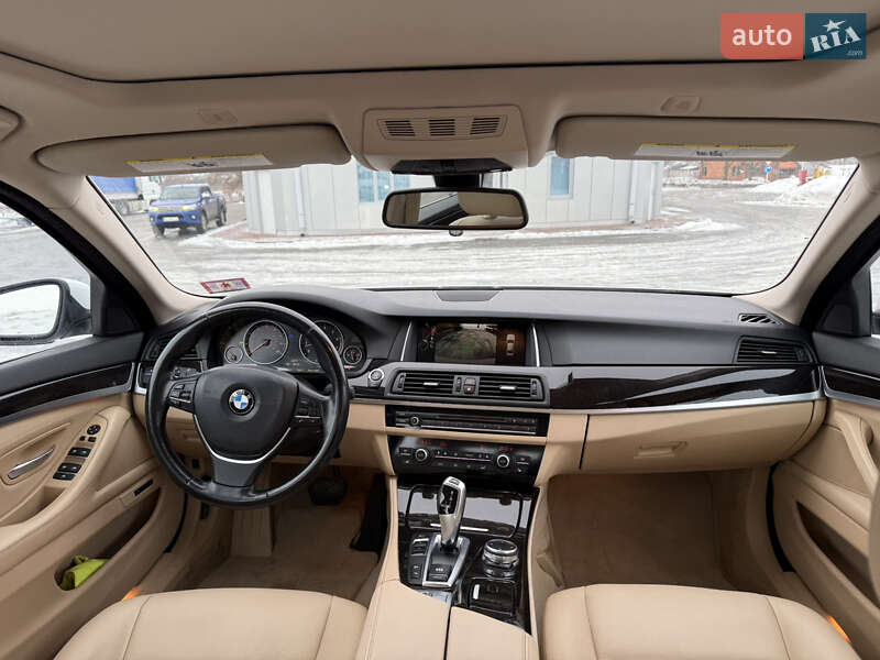 Седан BMW 5 Series 2015 в Луцке