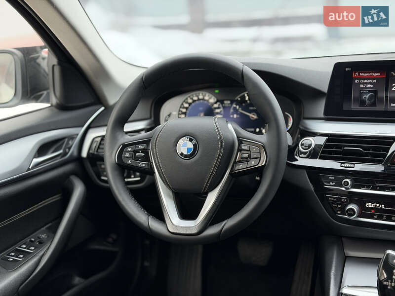Универсал BMW 5 Series 2018 в Летичеве фото 44 Универсал BMW 5 Series 2018 в Летичеве