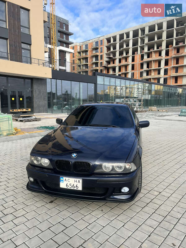 Седан BMW 5 Series 2001 в Ужгороді