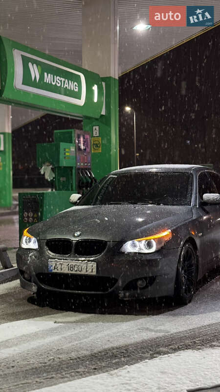 BMW 5 Series 2004