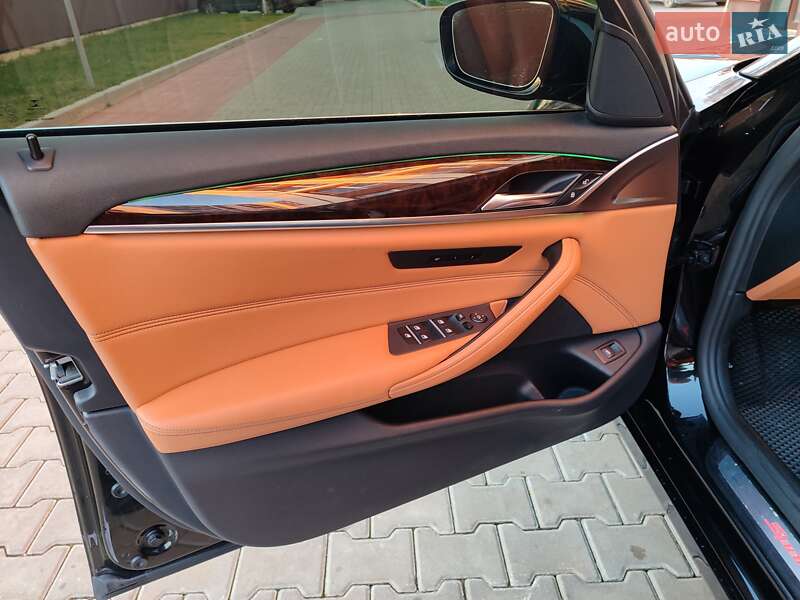 Седан BMW 5 Series 2018 в Ивано-Франковске
