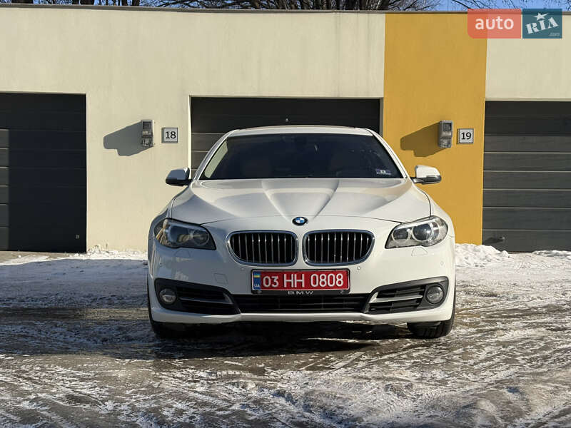 Седан BMW 5 Series 2015 в Луцке