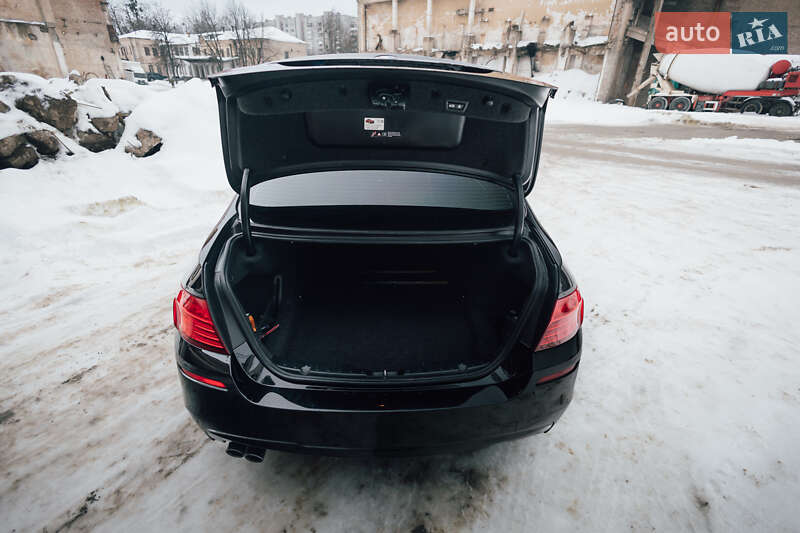 Седан BMW 5 Series 2013 в Львове