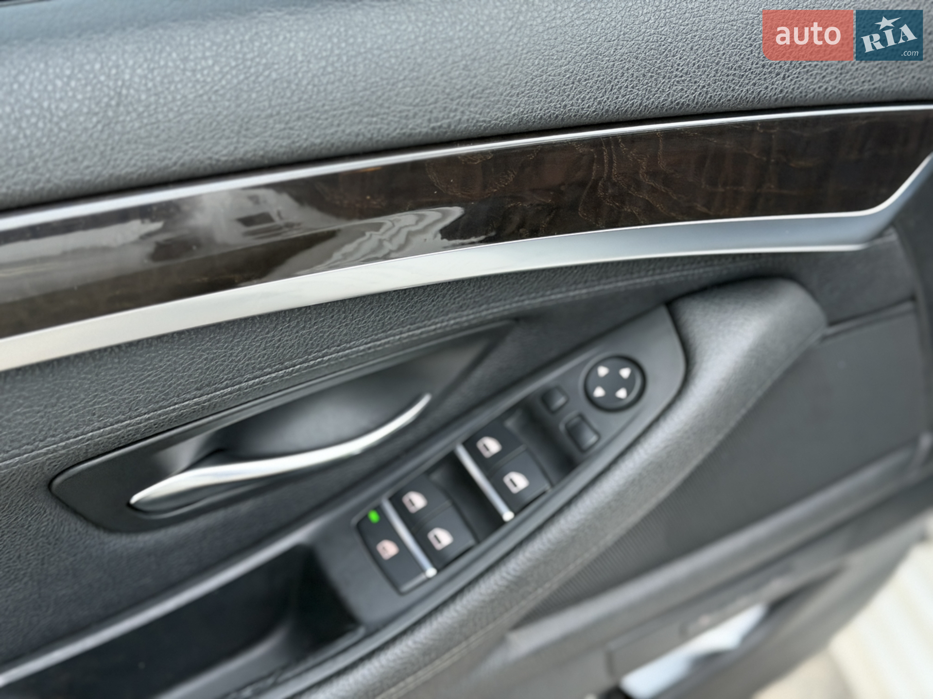 2013 BMW 5er - мініатюра 17