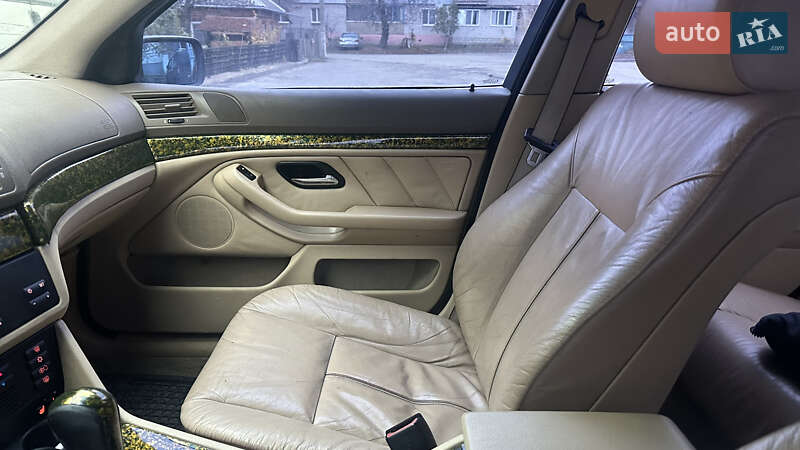 Седан BMW 5 Series 1996 в Краснограде