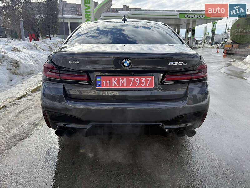 Седан BMW 5 Series 2019 в Львове