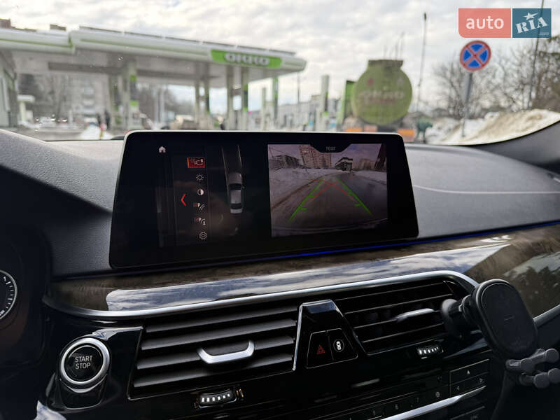 Седан BMW 5 Series 2019 в Львове